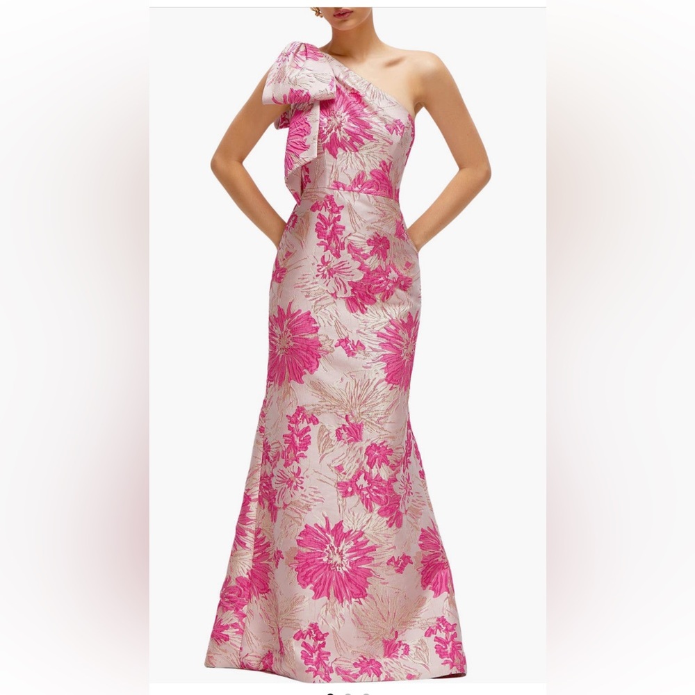 One Shoulder Bow Metallic Floral Jacquard Trumpet Gown